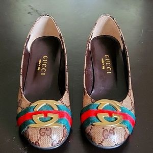 Gucci pumps 36.5 red green mono